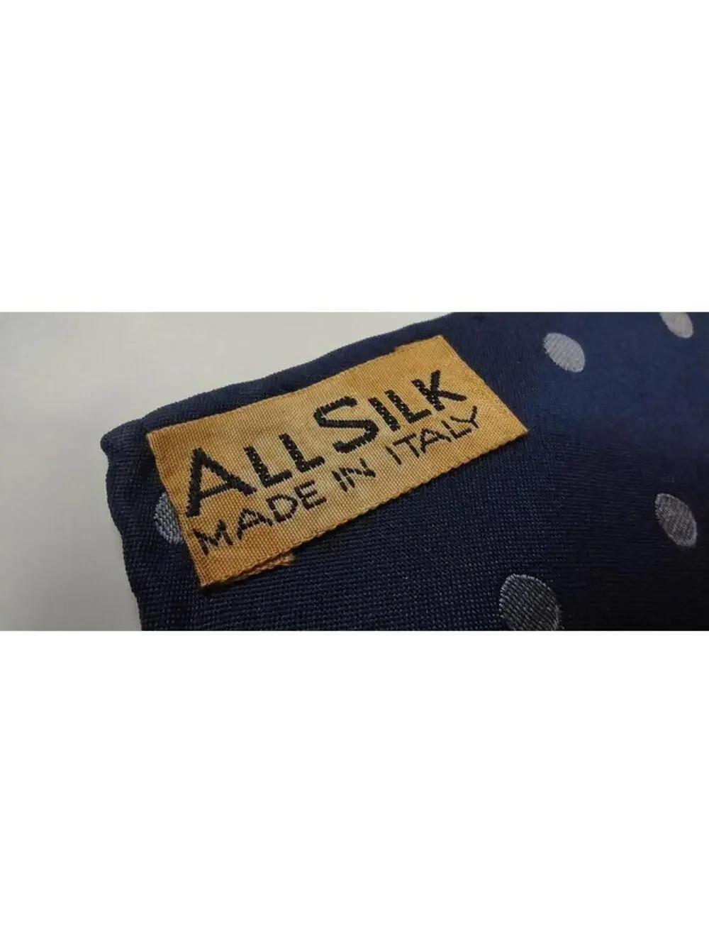 1940s HANKIE Silk Polka Dot ROYAL COLOR Handkerchief MADE IN ITALY Menswear 40s